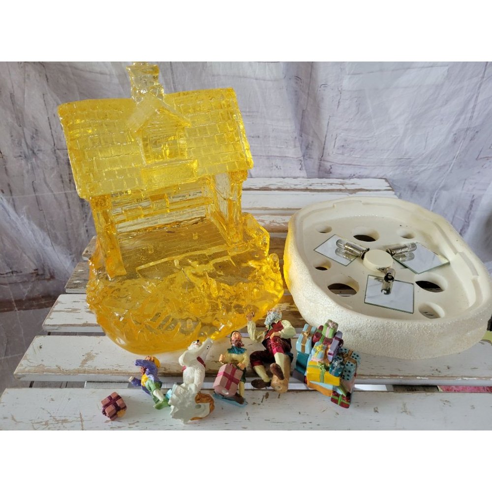 Figi graphics Santa's workshop AS IS Xmas home decor light up vintage